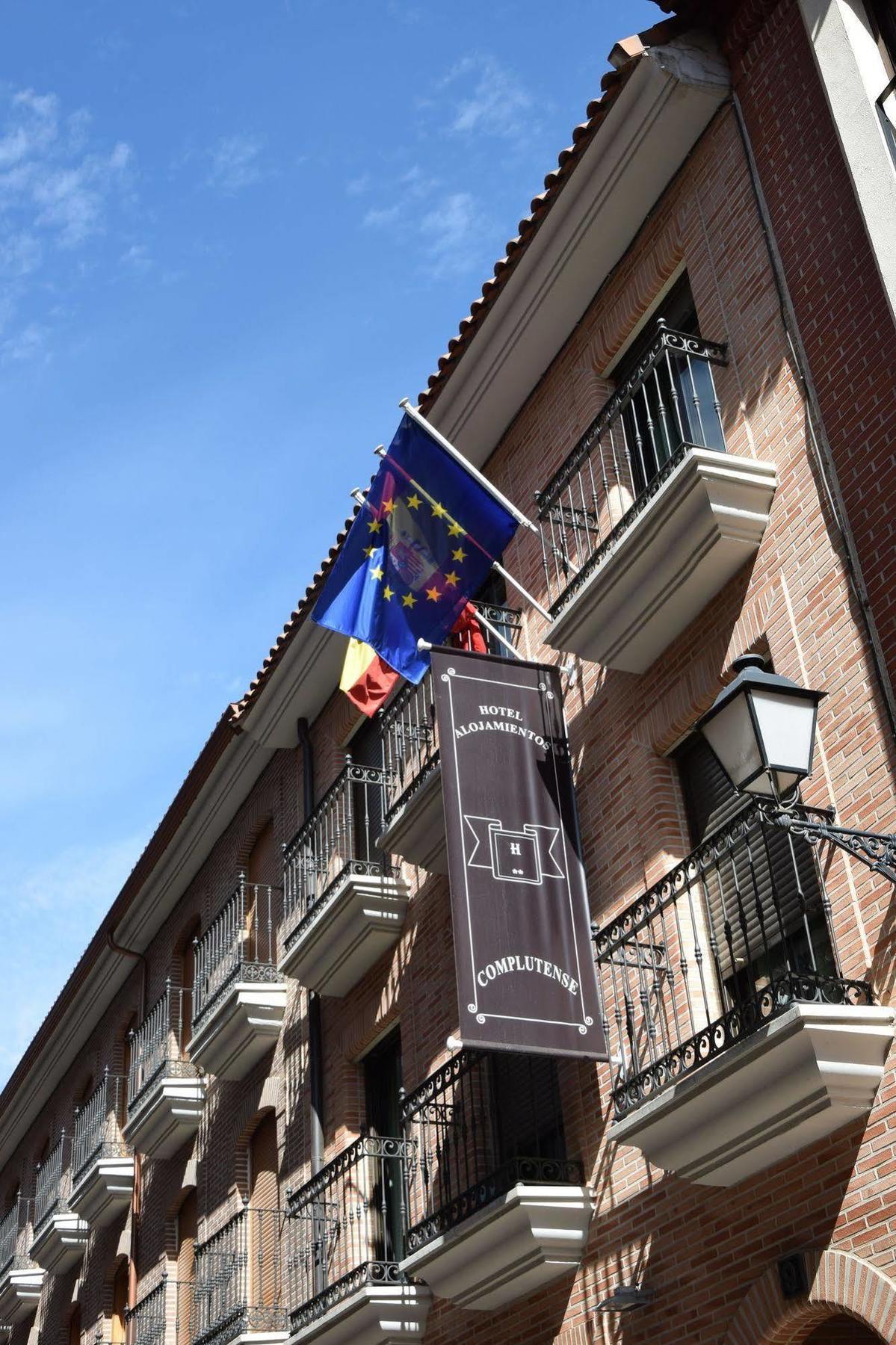 Hotel Complutense Alcala de Henares Exterior photo